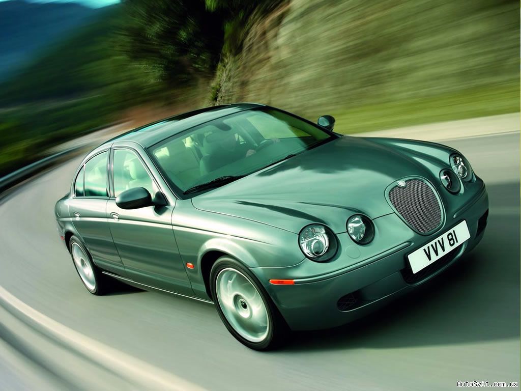 Jaguar S-Type: 8 фото