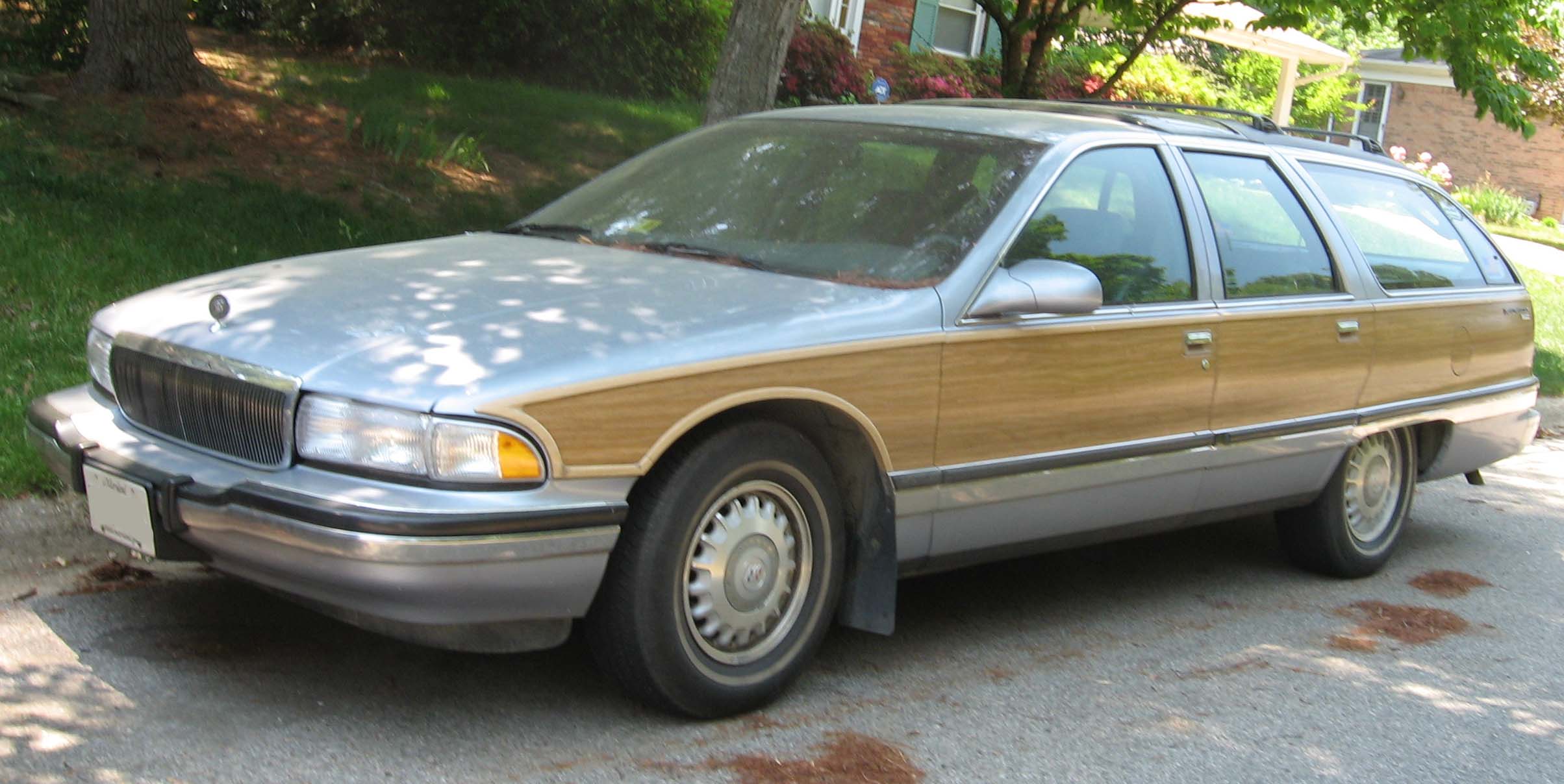 Buick Roadmaster: 10 фото