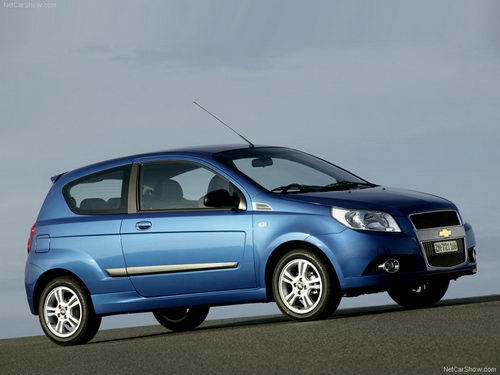 Chevrolet Aveo Hatchback: 11 фото