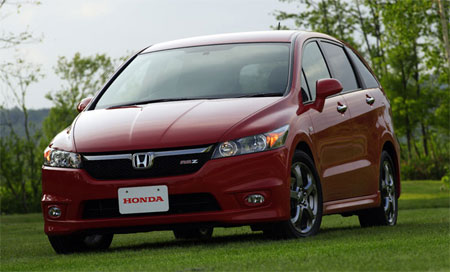 Honda Stream I: 7 фото